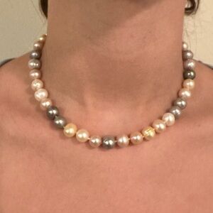 Elegant Multicolor Pearl Necklace